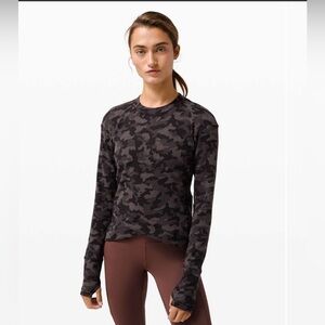 Lululemon Close to Crossing Long Sleeve Rulu Heritage Camo Black Size 2 EUC